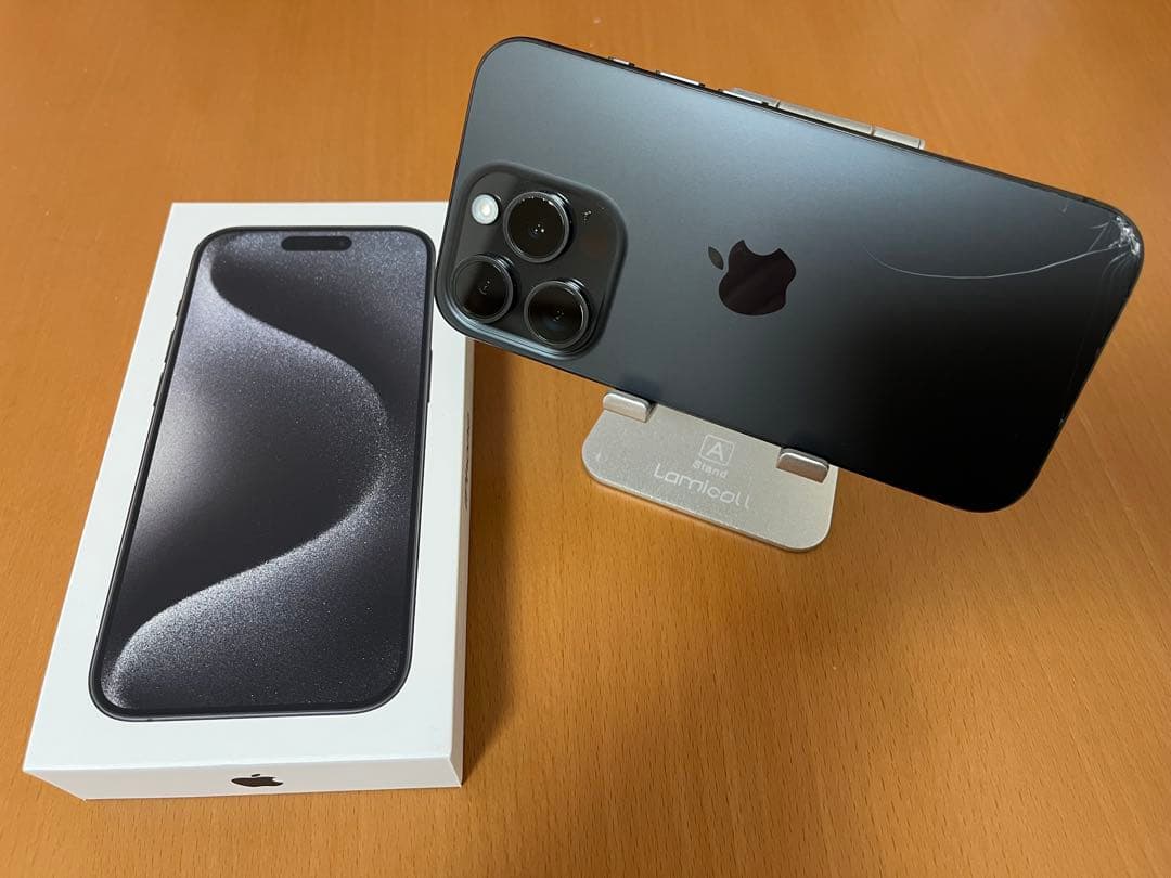 iPhone15 Pro 128GB ブラックチタニウム Apple