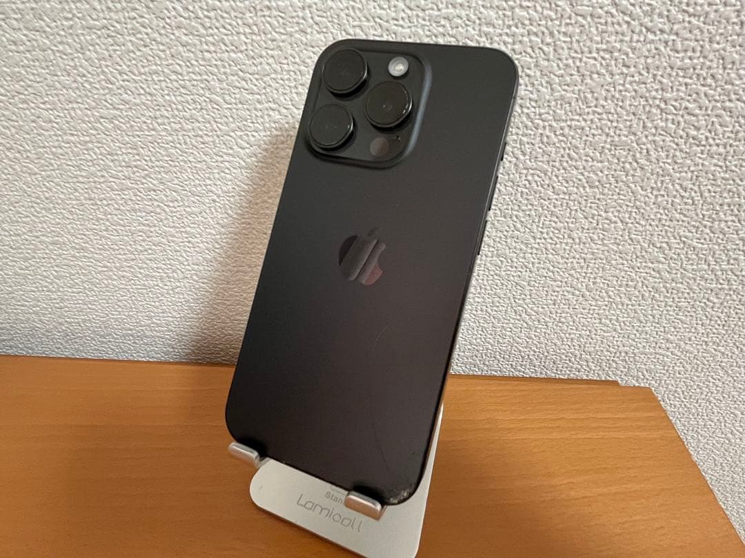 iPhone15 Pro 128GB ブラックチタニウム Apple