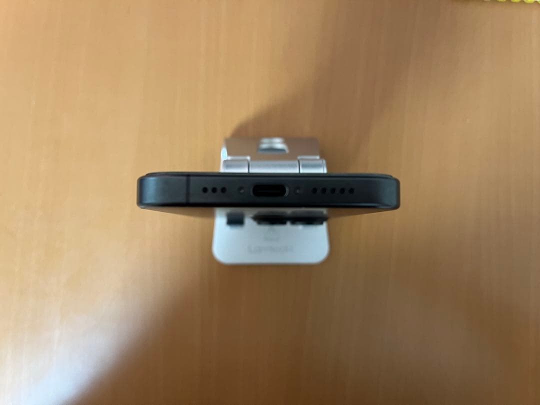 iPhone15 Pro 128GB ブラックチタニウム Apple