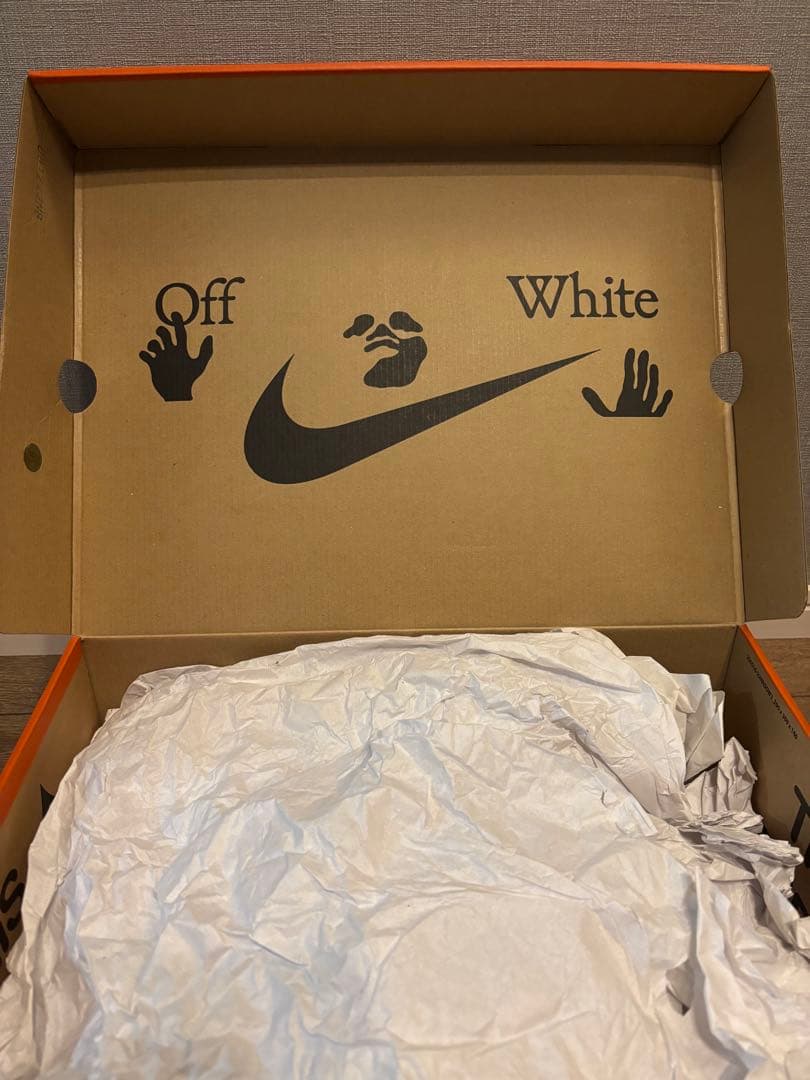 靴 Off-White x Nike Air Terra Forma