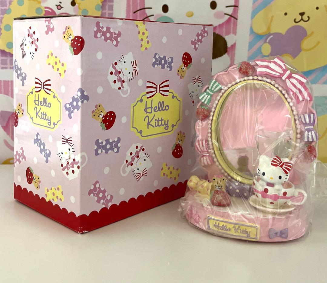 ハローキティ ジオラマスタンドミラー