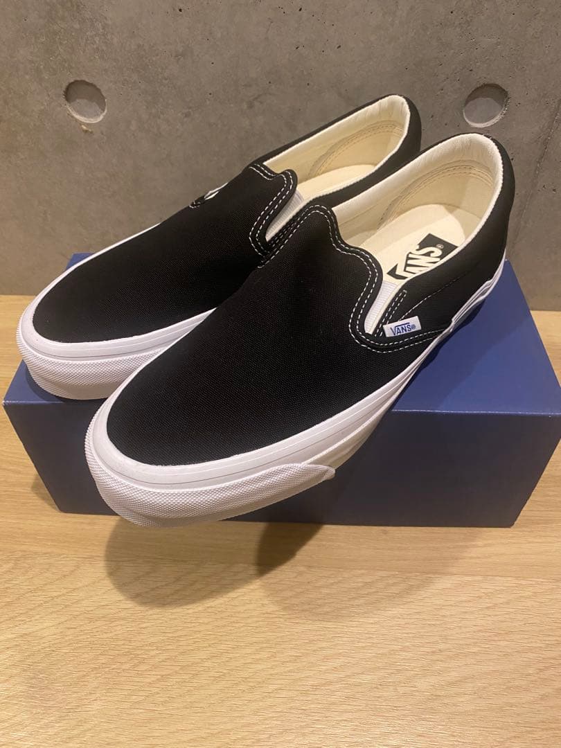 新品未着用VANS プレミアム　Lx Slip-On Reissue98 OVY