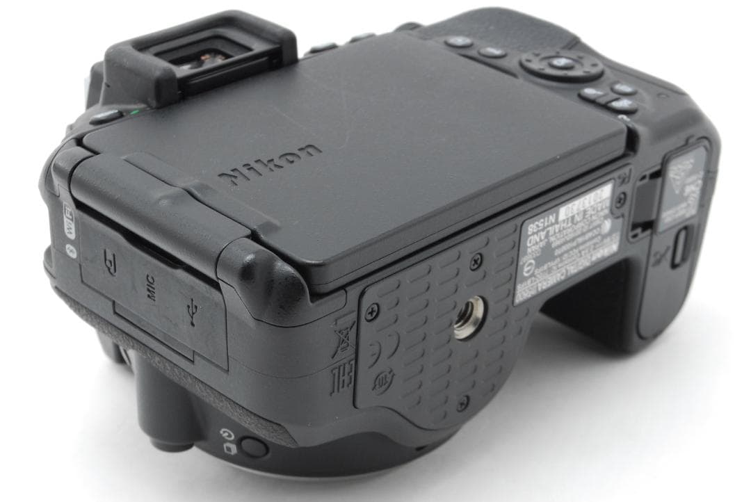 Nikon D5600 18-55mm VR 美品 SC3772