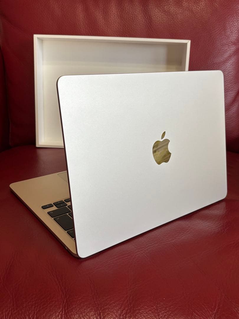 【美品中古】MacBook Air M2 8GB 256G