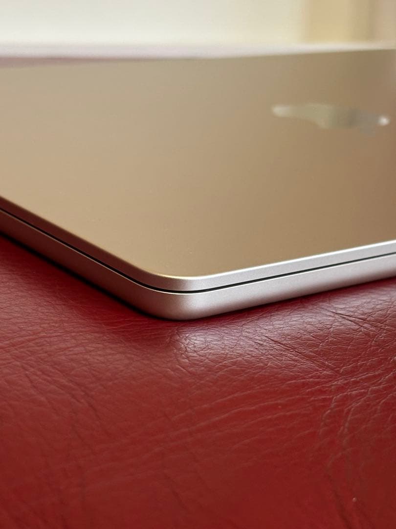 【美品中古】MacBook Air M2 8GB 256G