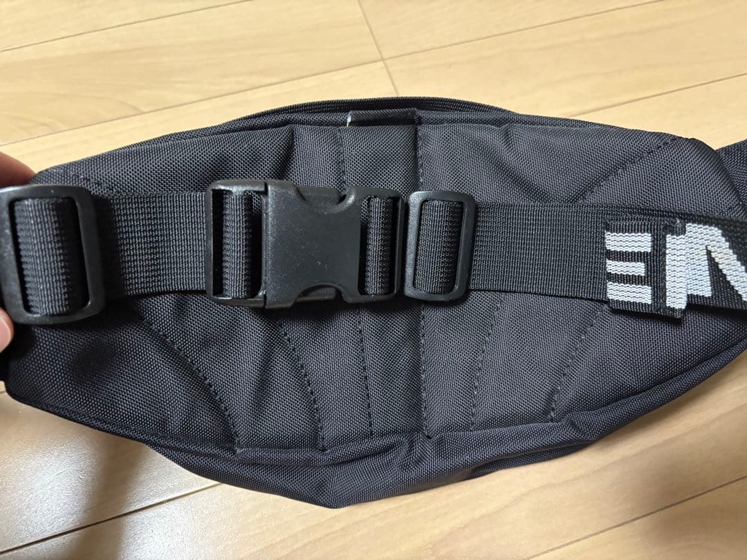 2018ss シュプリーム supreme ショルダーバッグ 美品 ボディバッグ