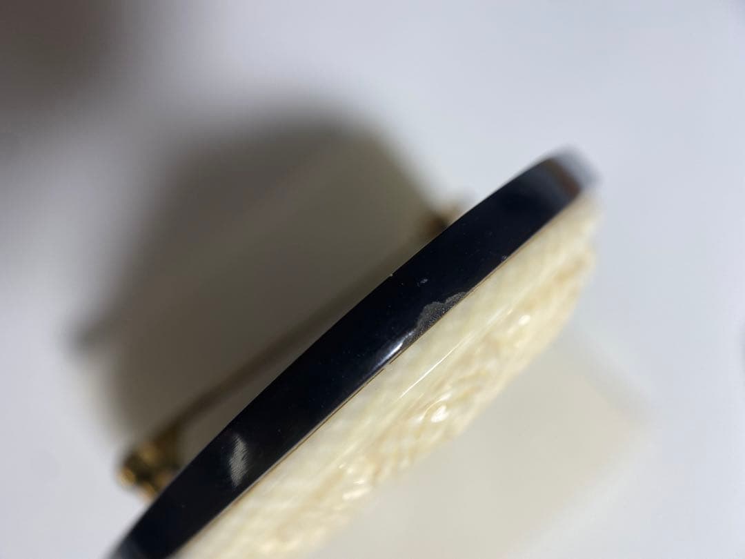 417. カメオ　ブローチ　天然素材