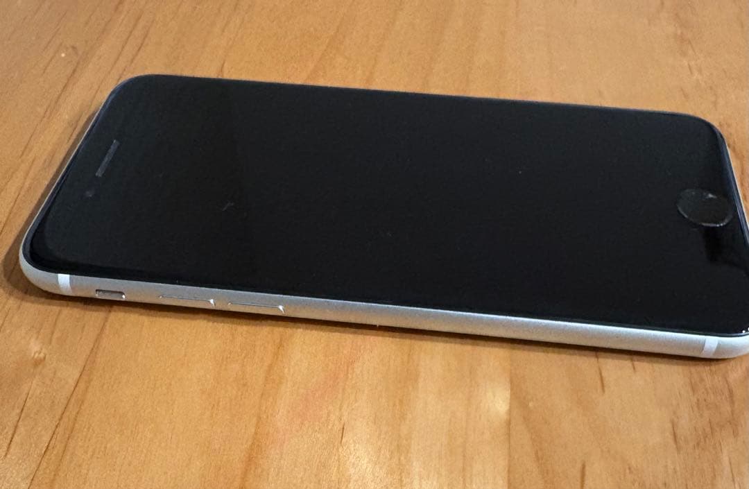 【ジャンク品】iPhone SE 第2世代 128GB SIMフリー