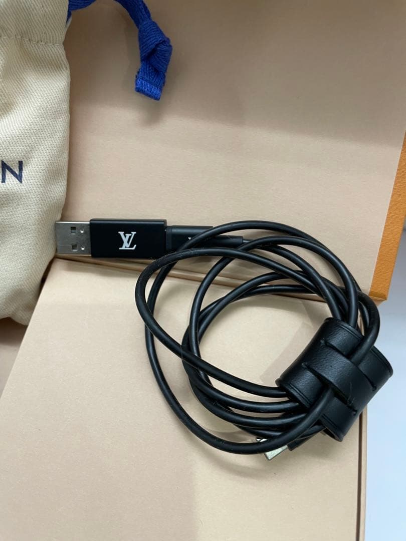 LVルイヴィトンイヤホン