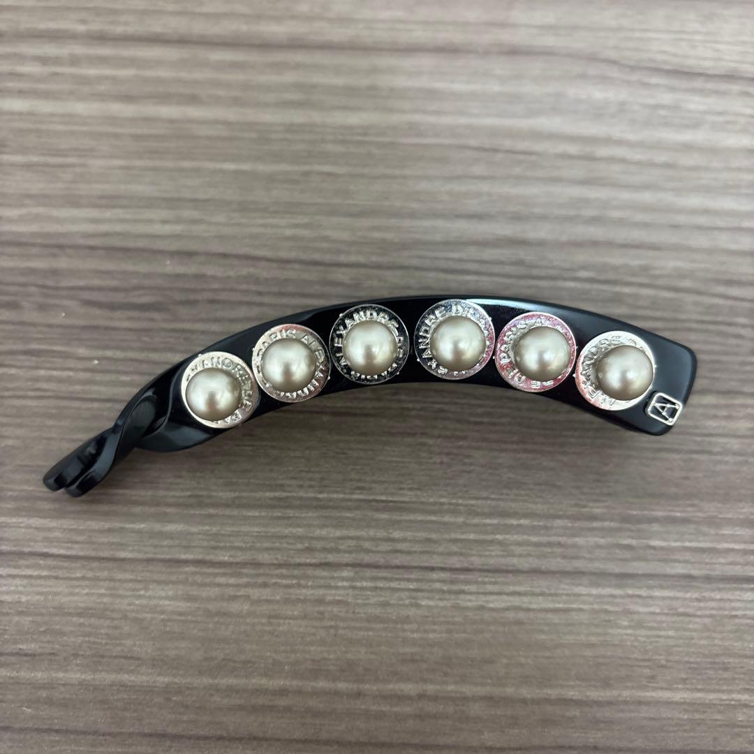 アレクサンドル・ドゥ・パリ キャスケード