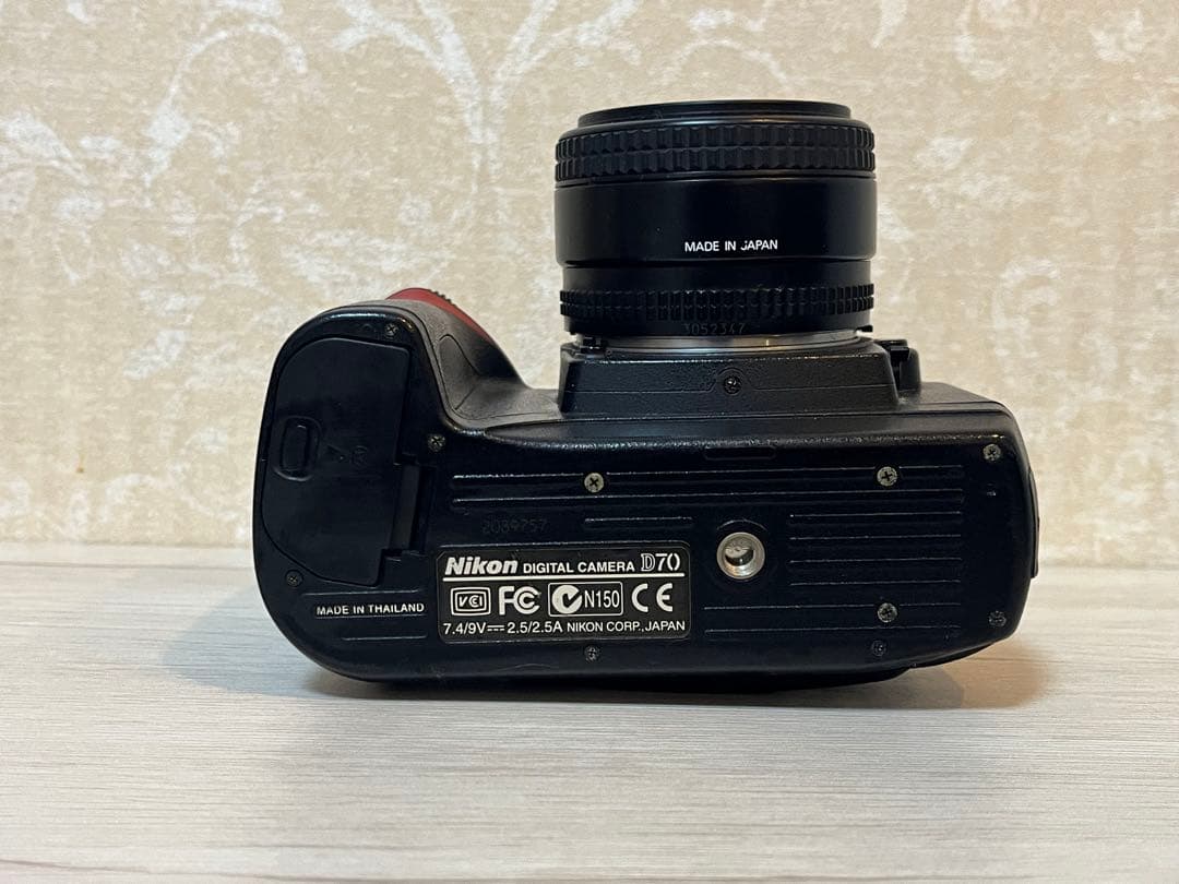 【最終値下げ】Nikon D70 とAF Nikkor 50mm f1.4 D