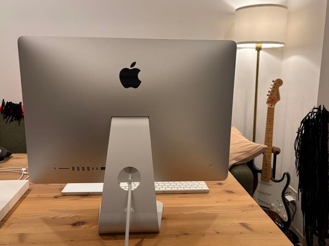 2019年 iMac 21.5インチ Retina 4K 送料負担