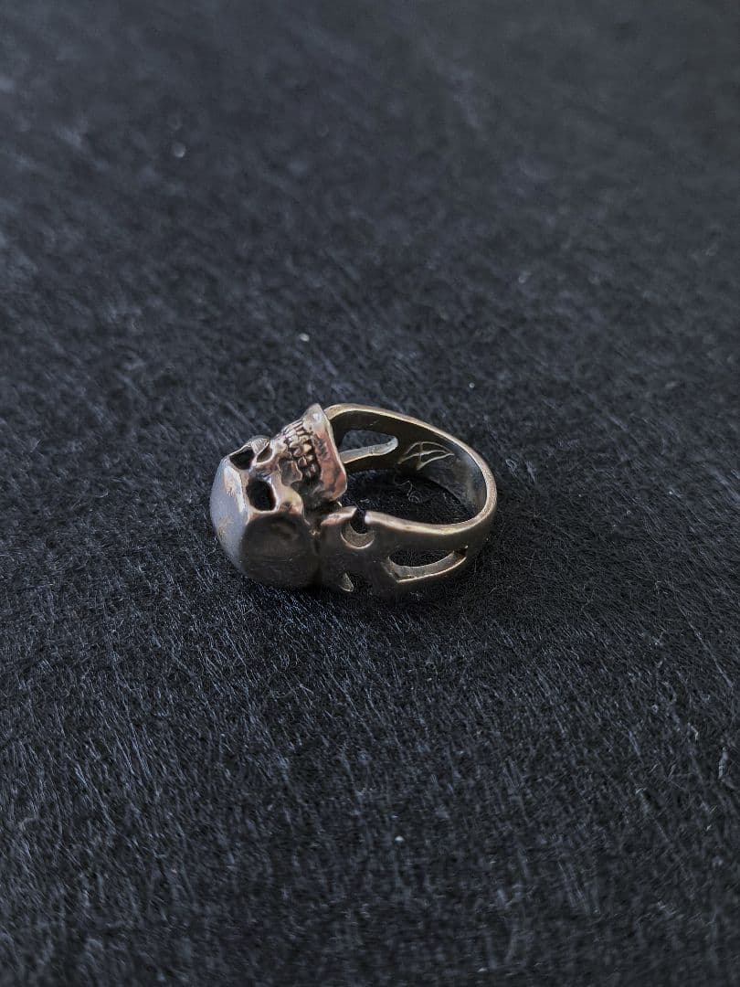 アクセサリー CRAZY PIG CUTAWAY SKULL RING