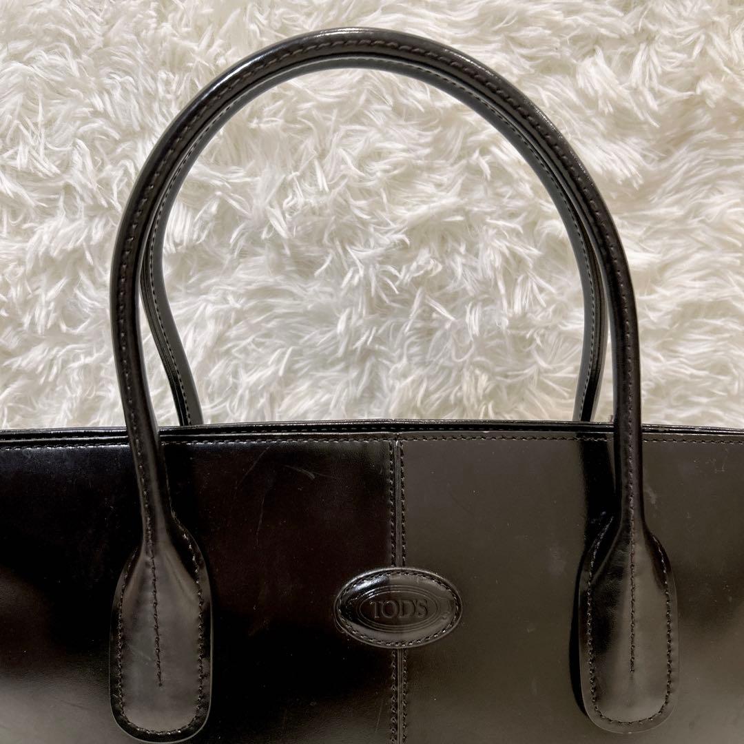 トッズ TOD’S レザー トートバッグ ブラックA4可 ユニセックス ビジネス