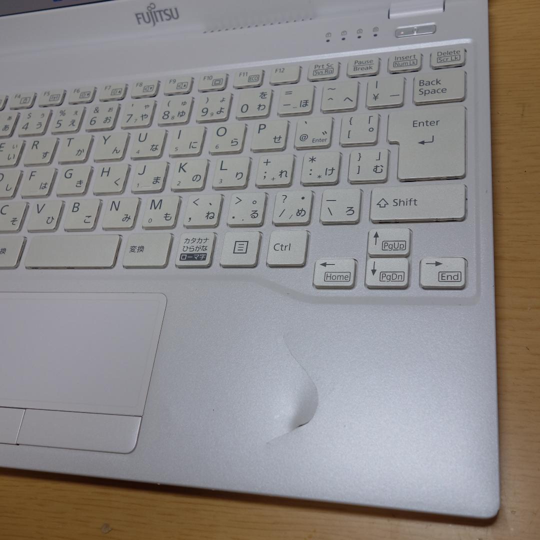 LIFEBOOK UH75◆Core i3-8145U/256G/8G/軽量