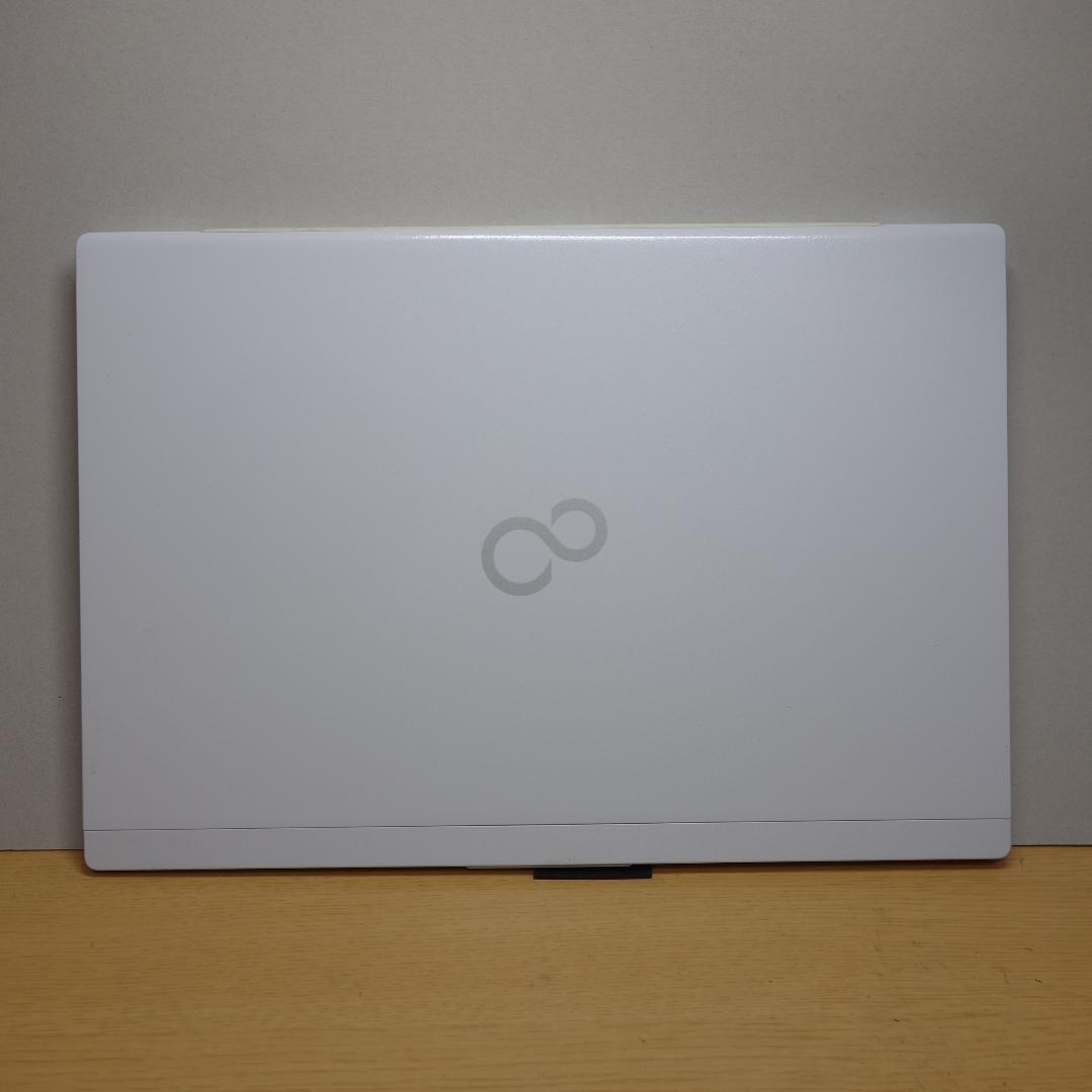 LIFEBOOK UH75◆Core i3-8145U/256G/8G/軽量
