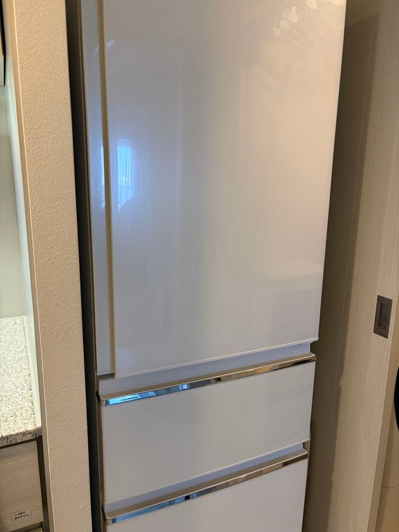 【送料込み】MITSUBISHI 三菱冷蔵庫 365リットル