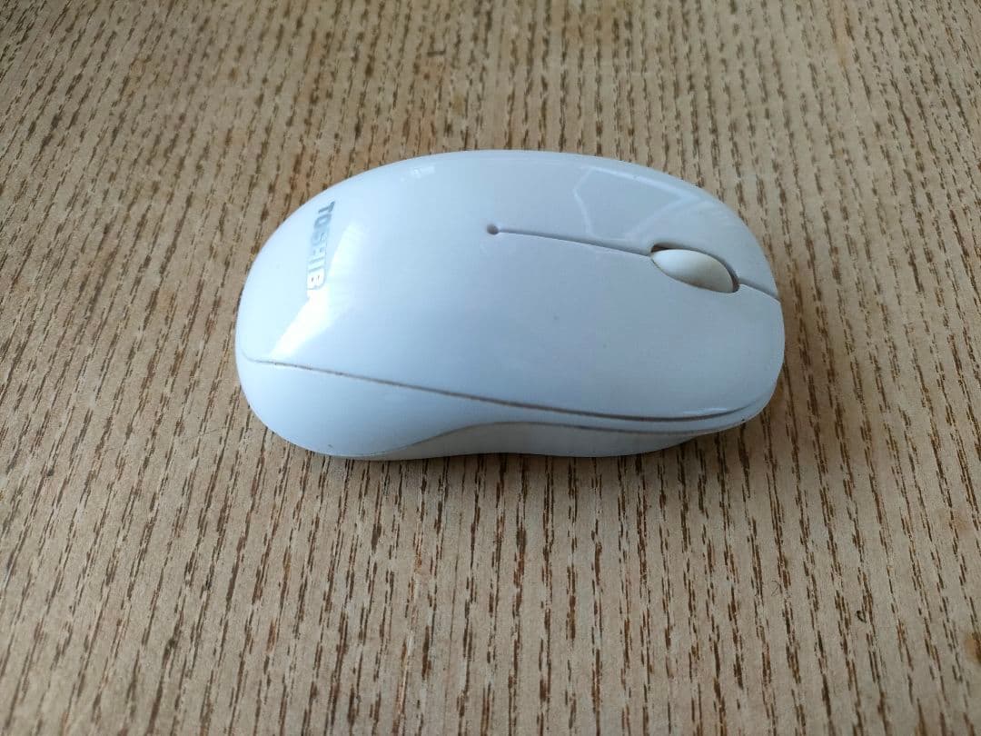 dynabook T45 ホワイト ノートPC 東芝　PT45GWP-SEA