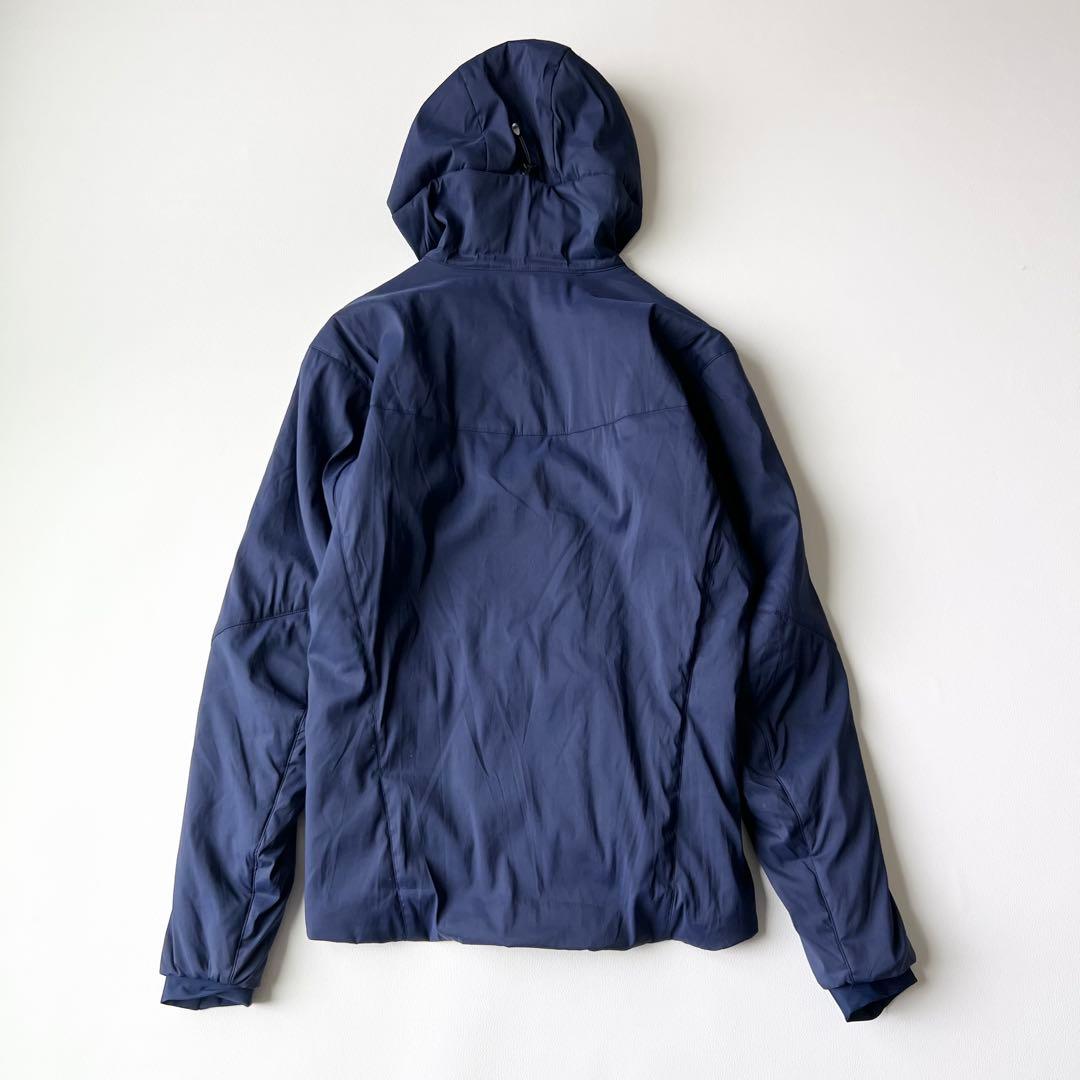 4933 アークテリクス　プロトンLTフーディ　パーカー 中綿ジャケット　M 紺