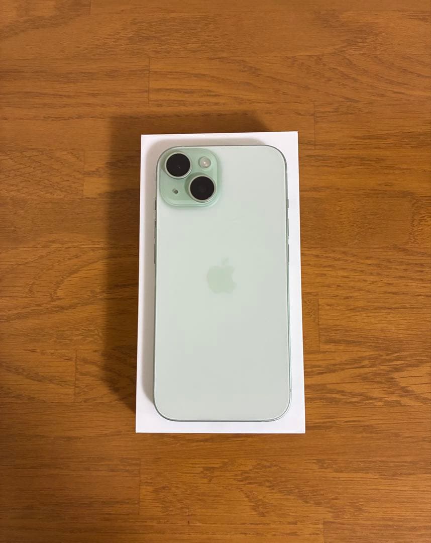 iPhone15 256GB 本体&カバー