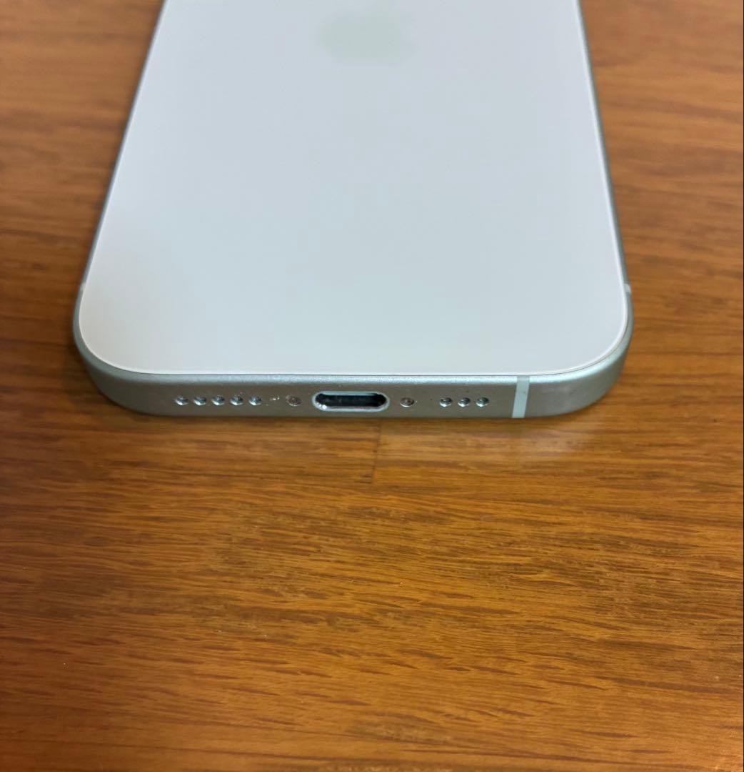 iPhone15 256GB 本体&カバー