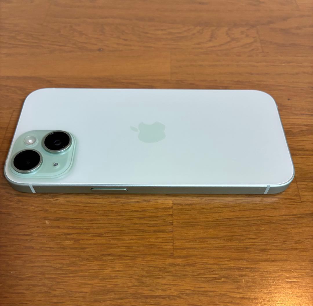 iPhone15 256GB 本体&カバー