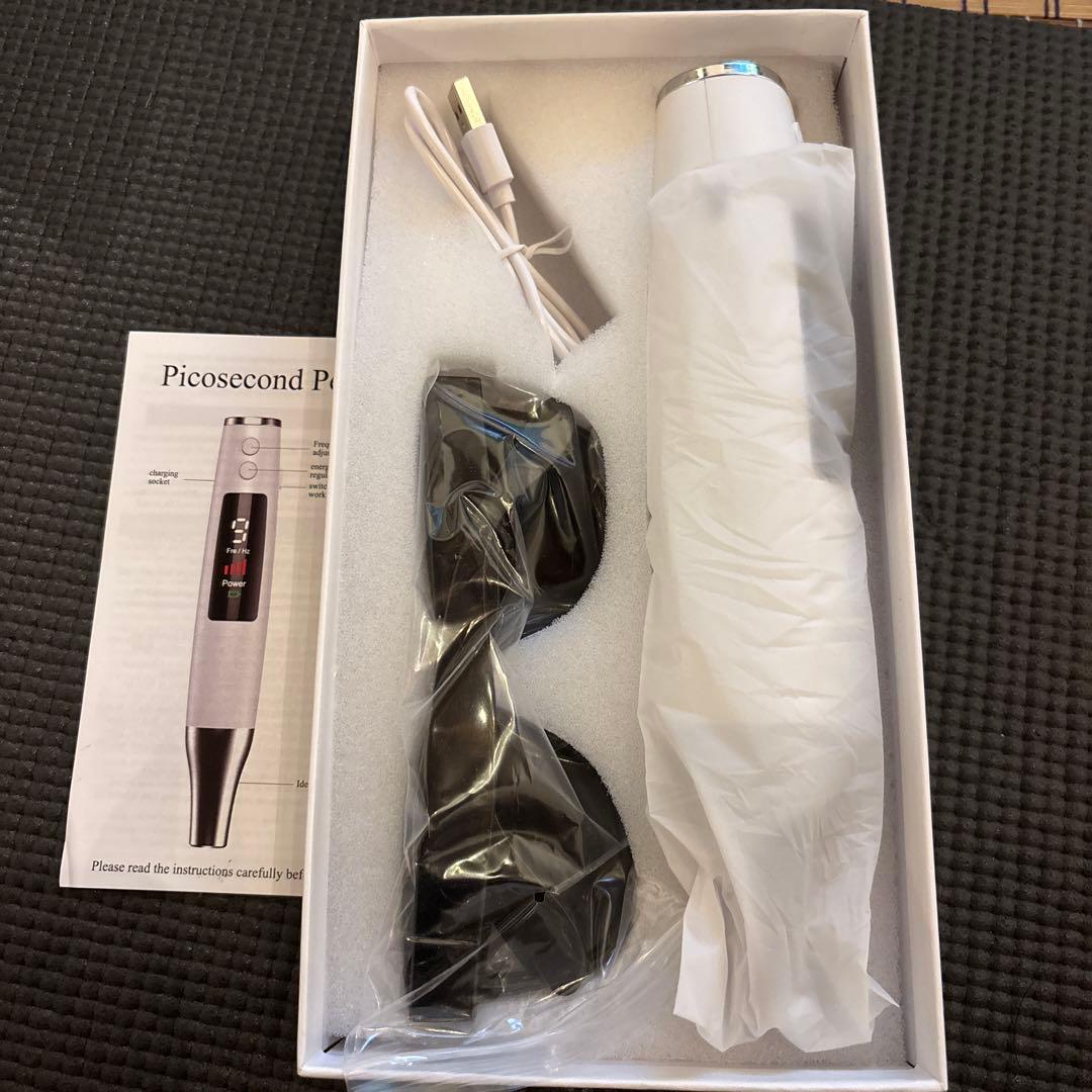 家庭用ピコレーザー美顔器 ホワイト