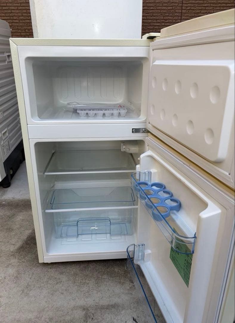 simplus 冷蔵庫 SP-RT85L2-WH レトロ 85L 2021年