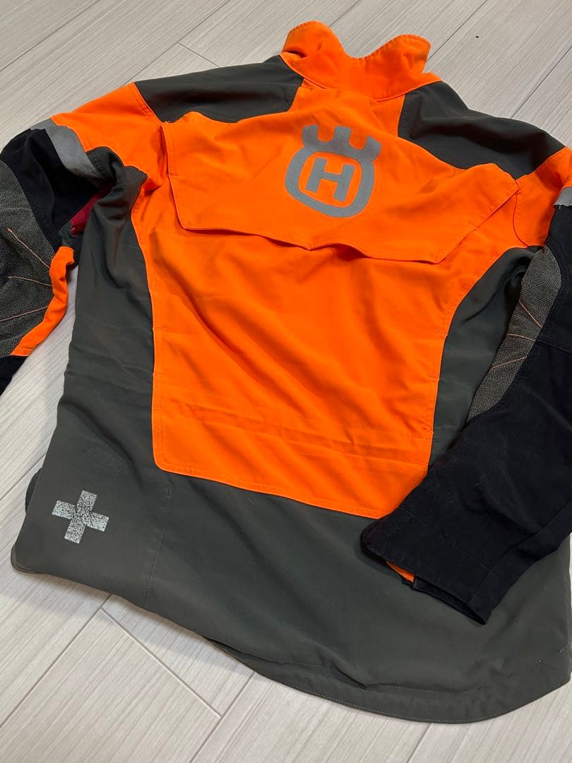 ぶ*ん様 タイムセール❗️Husqvarna Mサイズ フルジップジャケット オ