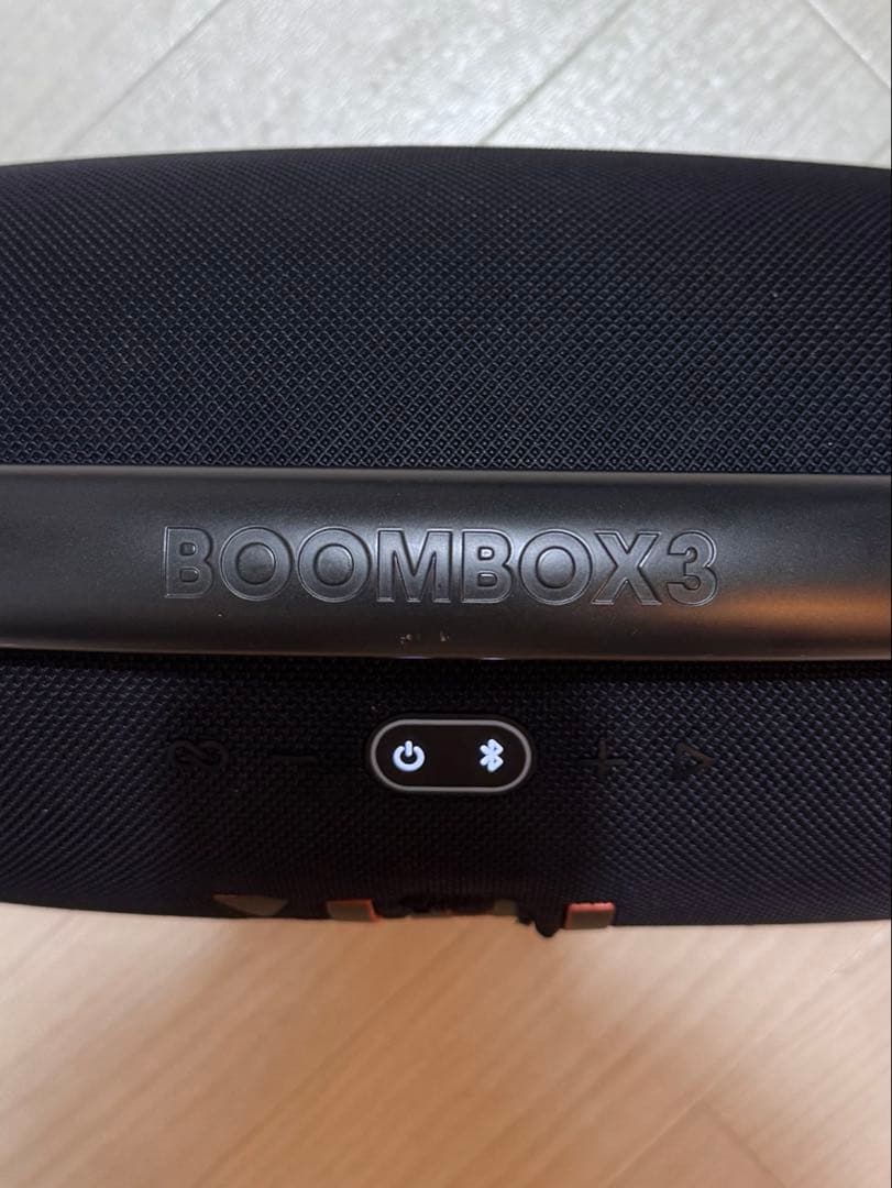 スピーカー・ウーファー jbl boombox3