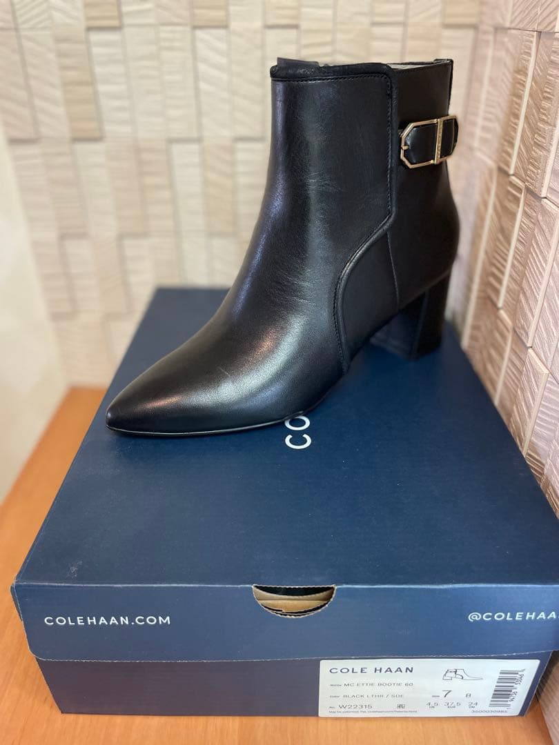 COLE HAAN ブラック サイドゴアブーツ 7