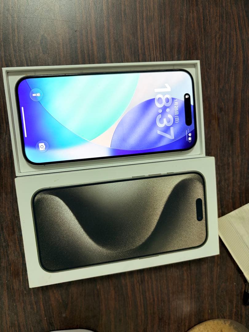 iPhone 15Pro 128GB ナチュラルチタニウム SIMフリ