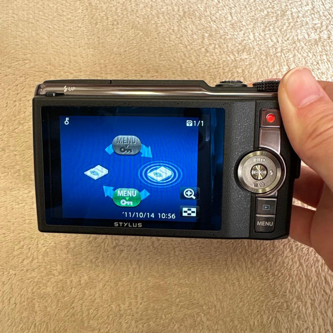 OLYMPUS STYLUS SH-60 コンパクトデジタルカメラ　ブラック