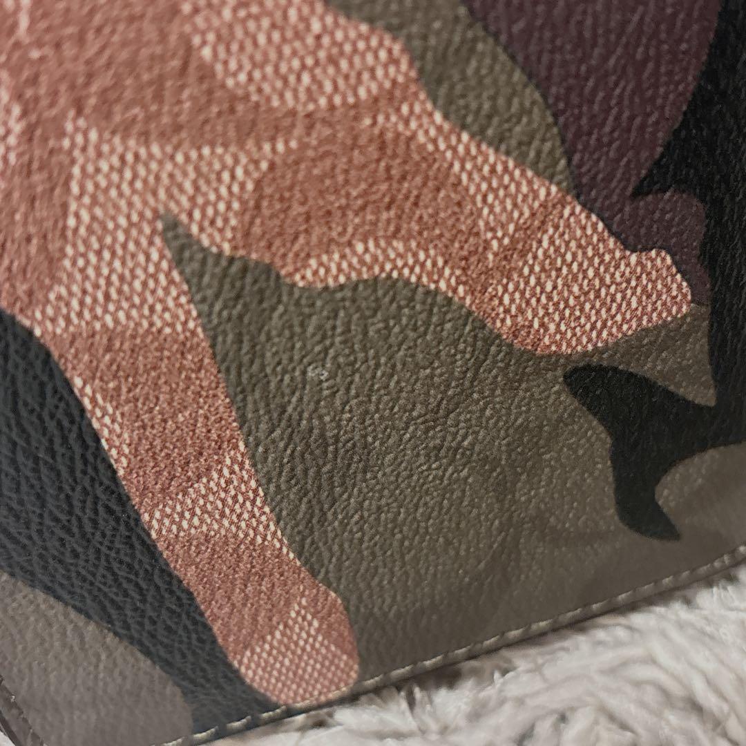 COACH(カモフラージュシグネチャー ラウンドジップ長財布)