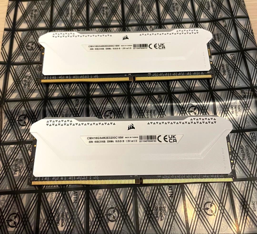 CORSAIR DDR4-3200 VENGEANCE 16GB 8GB×2枚