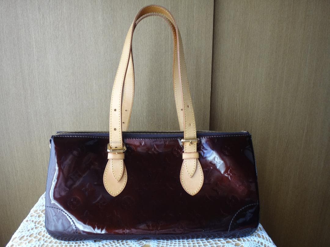 ルイヴィトン ヴェルニ ローズウッド・アヴェニューM93510