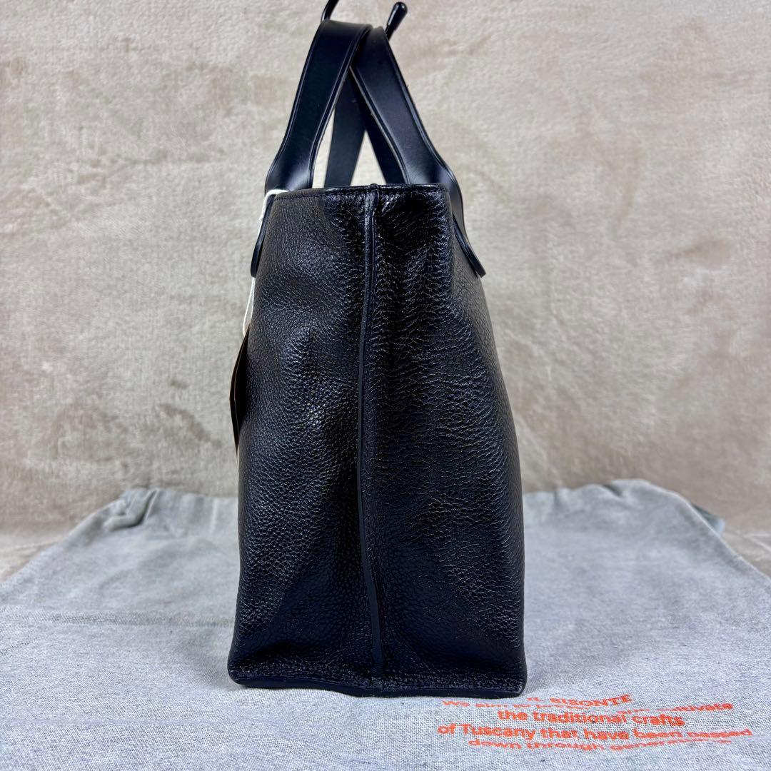 未使用級　IL BISONTE トートバッグ　現行モデル　トートバッグ　ブラック