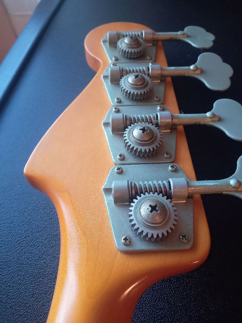 Art Tech製 フレットレスジャズベースネック