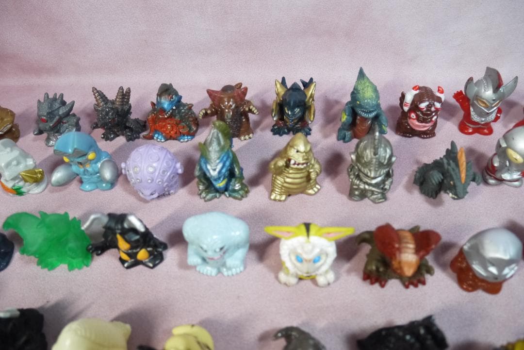 ウルトラマン　ウルトラ怪獣　指人形　176個