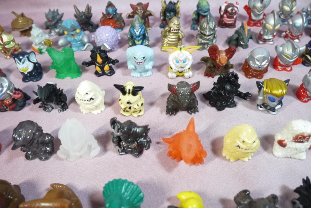 ウルトラマン　ウルトラ怪獣　指人形　176個