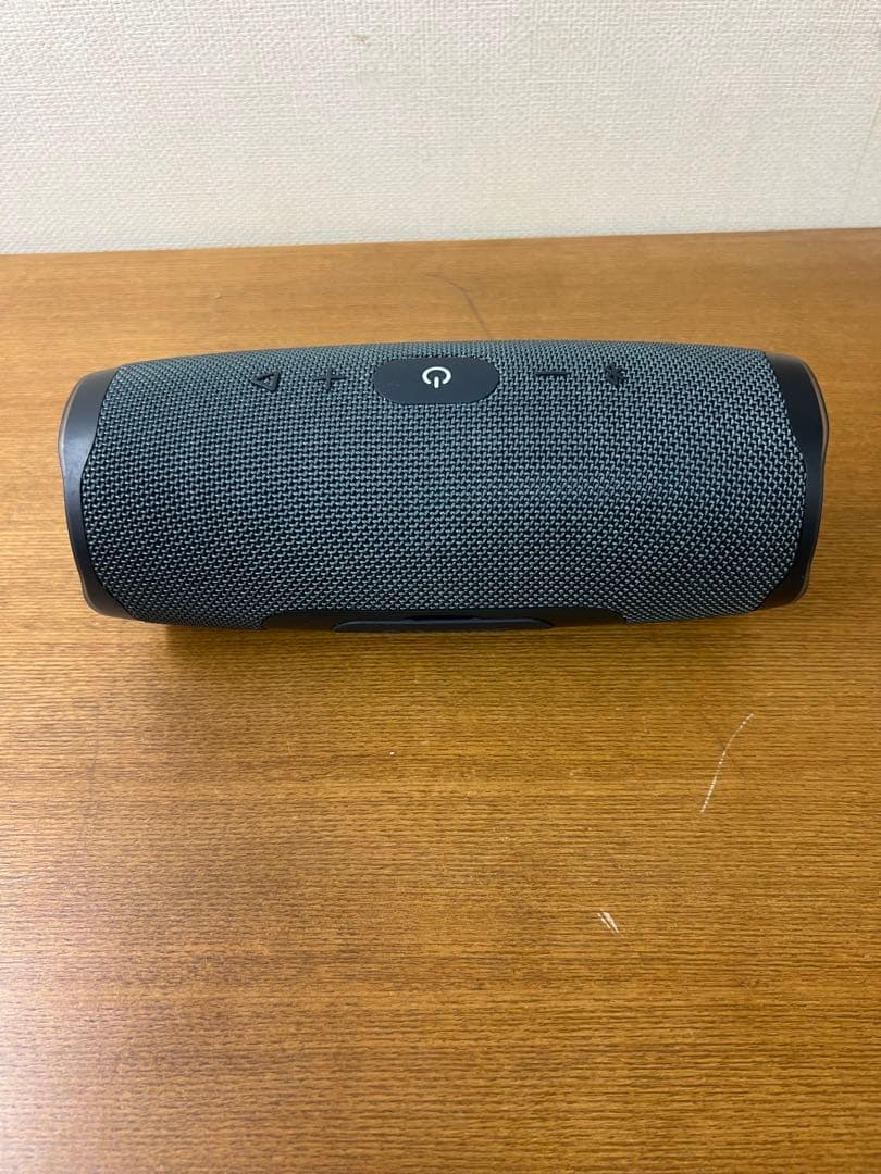 JBLcharge essentialは2ブルー