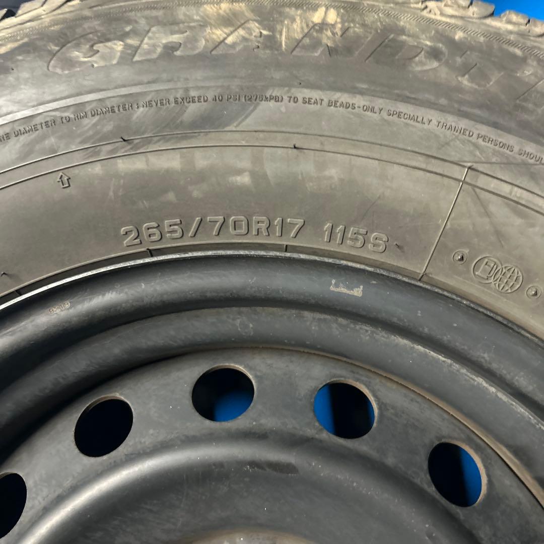 TOYOTAＦＪ純正ホイールとノーマルタイヤ４本セット送料込