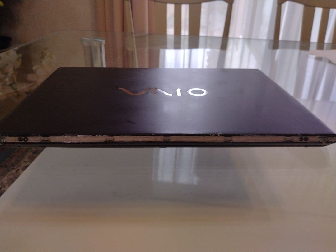 軽量薄型☆VAIO  i3-6100U メモリ4.0GB SSD256