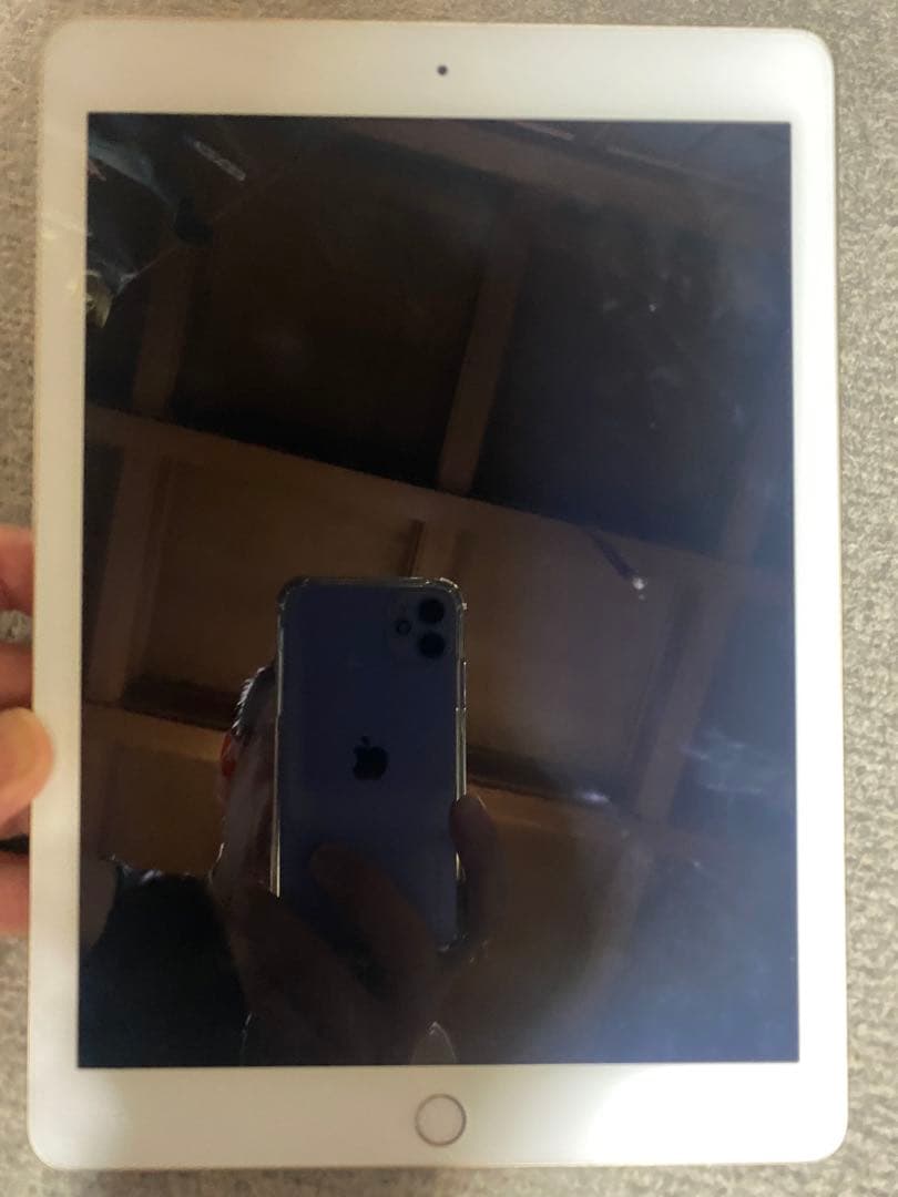 iPad 第5世代 9.7インチ ゴールド 128GB