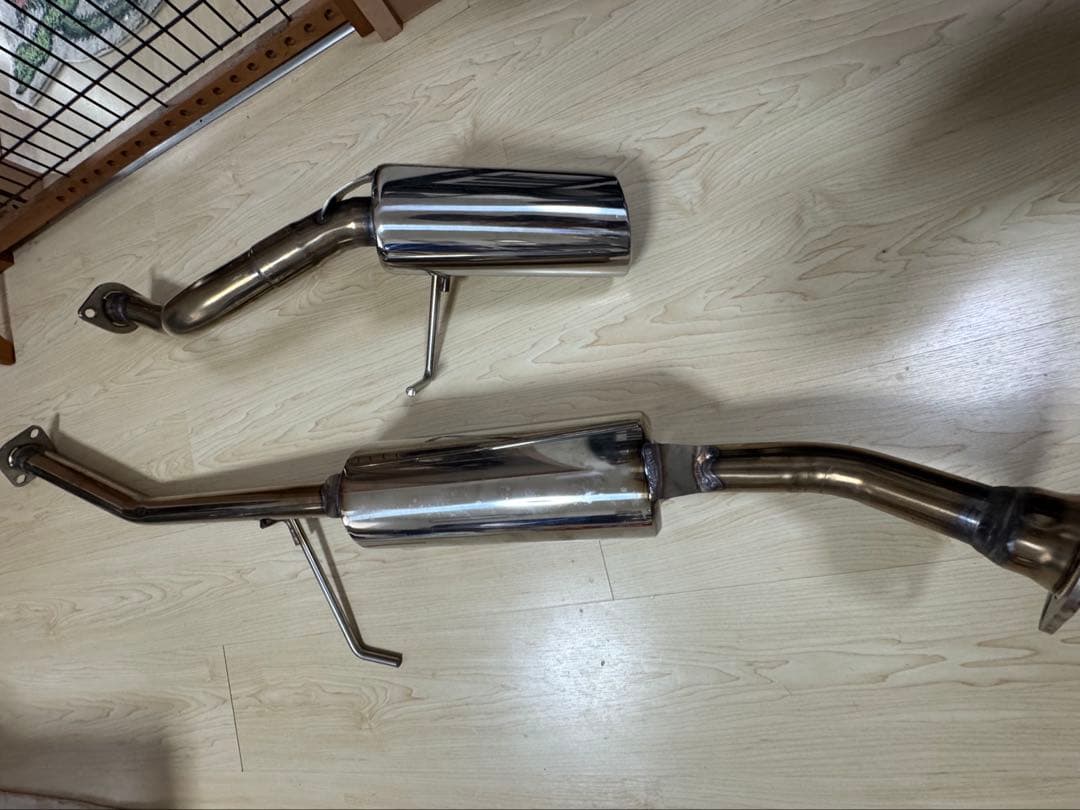 ハイエース　ウイルスウイン　テイストマフラー