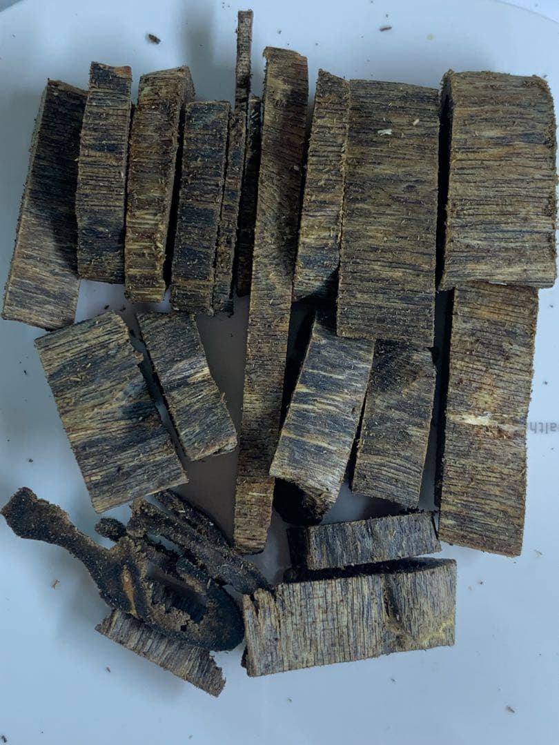 極上黒伽羅 沈香 香木 重さ:20.2g A-9