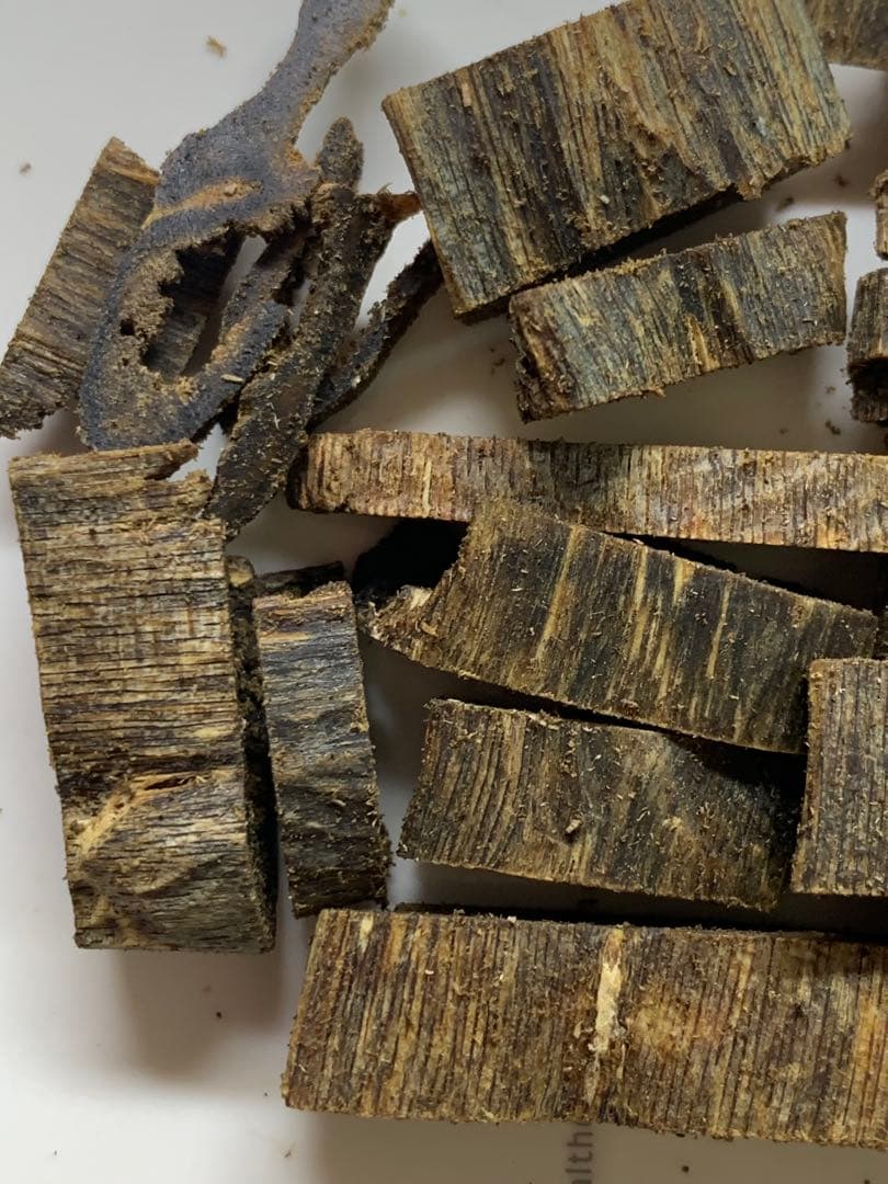 極上黒伽羅 沈香 香木 重さ:20.2g A-9