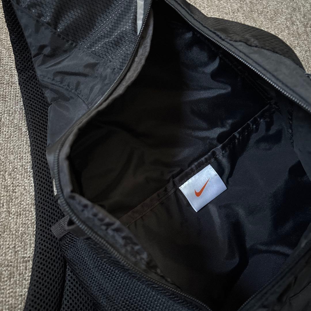 美品 00s NIKE archive スリングバッグ ワンショルダー y2k