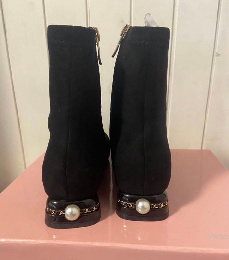 新品Bridget Birkinパールチェーンヒールストレッチショートブーツ黒