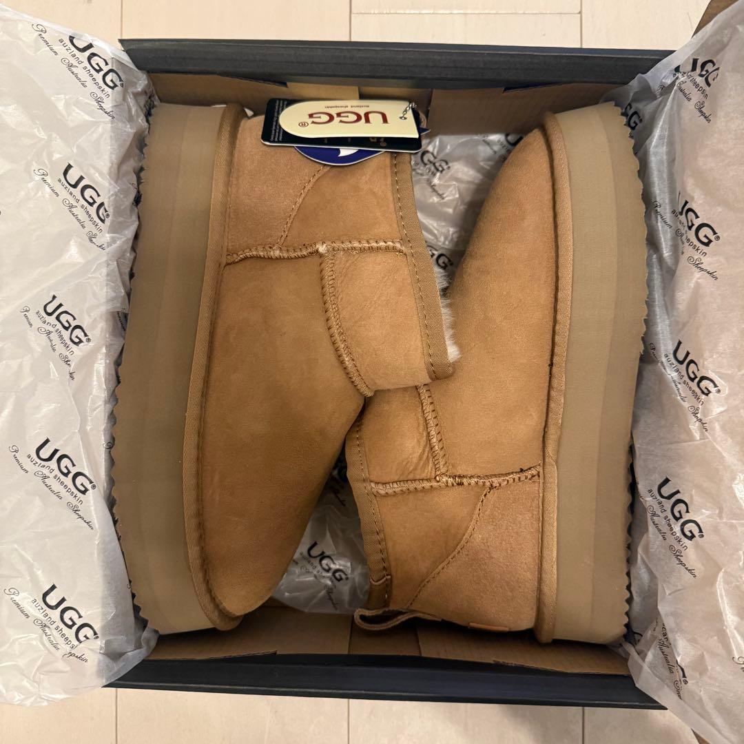 新品未使用 UGG ウルトラミニ プラットフォーム チェスナット EU40 箱付